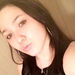 Meet your Posher, Katrina